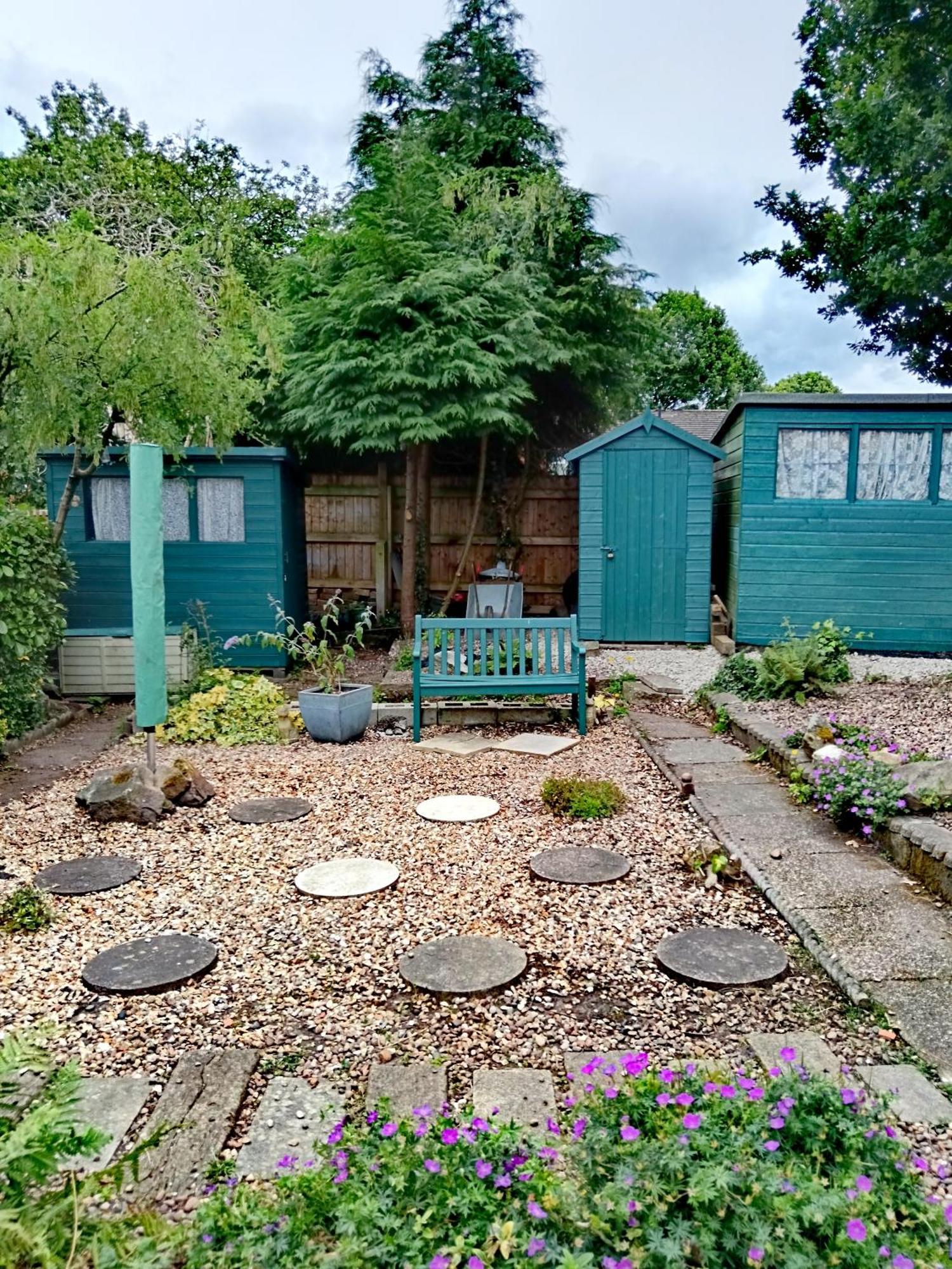 A Lovely Ensuite Garden Studio In Derby City With Private Entrance Free Parking Wifi Netflix Air-Conditioning & Heating Exterior photo